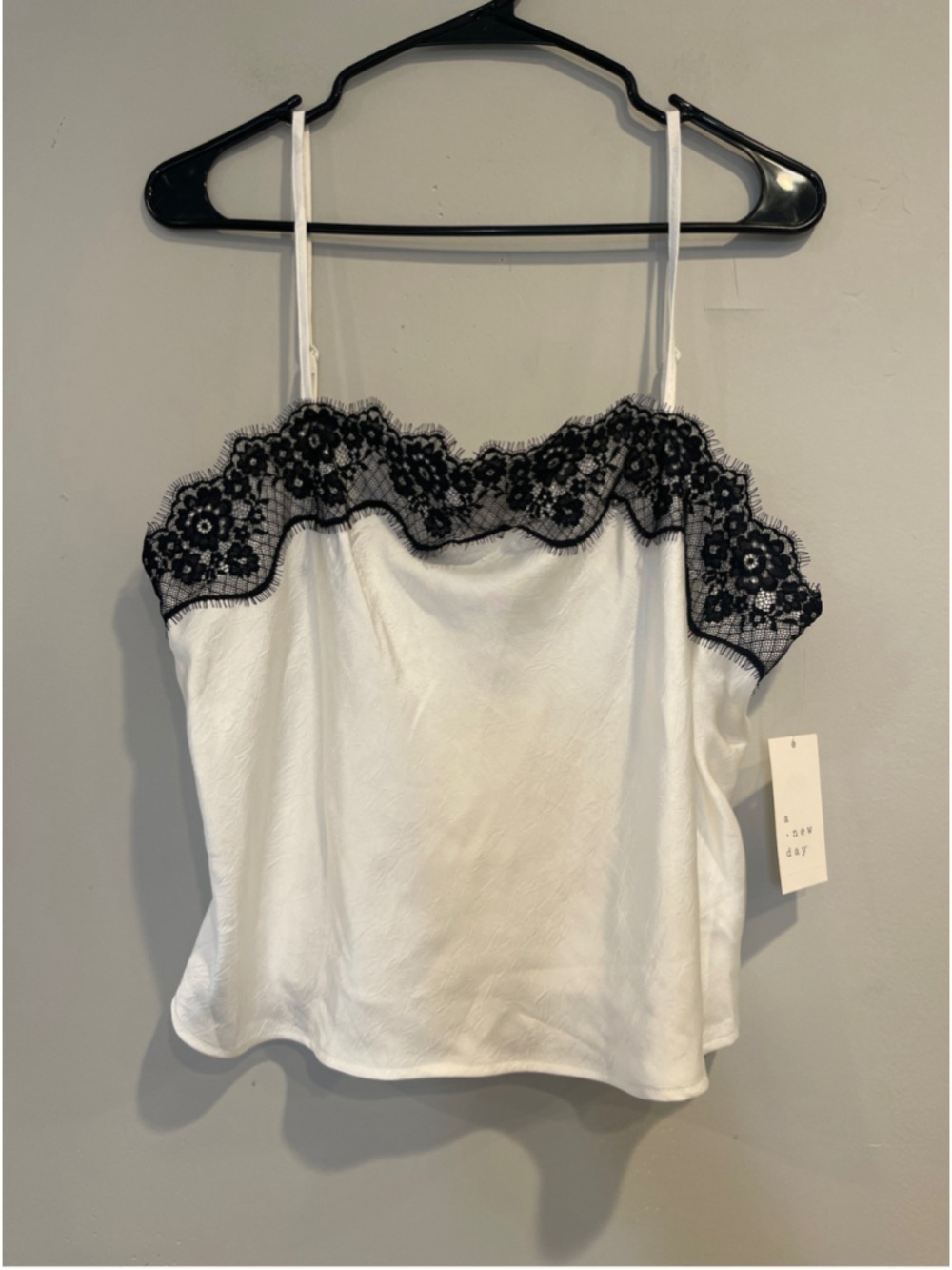 NWT Women's A New Day White & Black Lace Trim Camisole LARGE